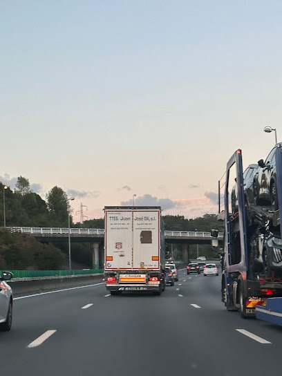 oficina mensajería Transportes Juan José Gil S.L.