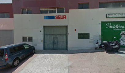 oficina mensajería SEUR Conil